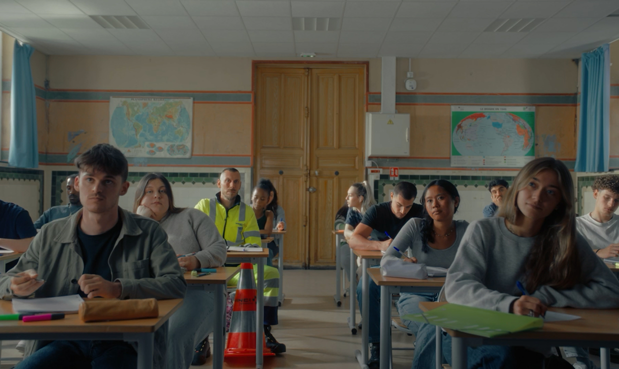 Projet de campagne Homme en jaune réalisé pour Fondation VINCI Autoroutes Prévention – agence pub Paris