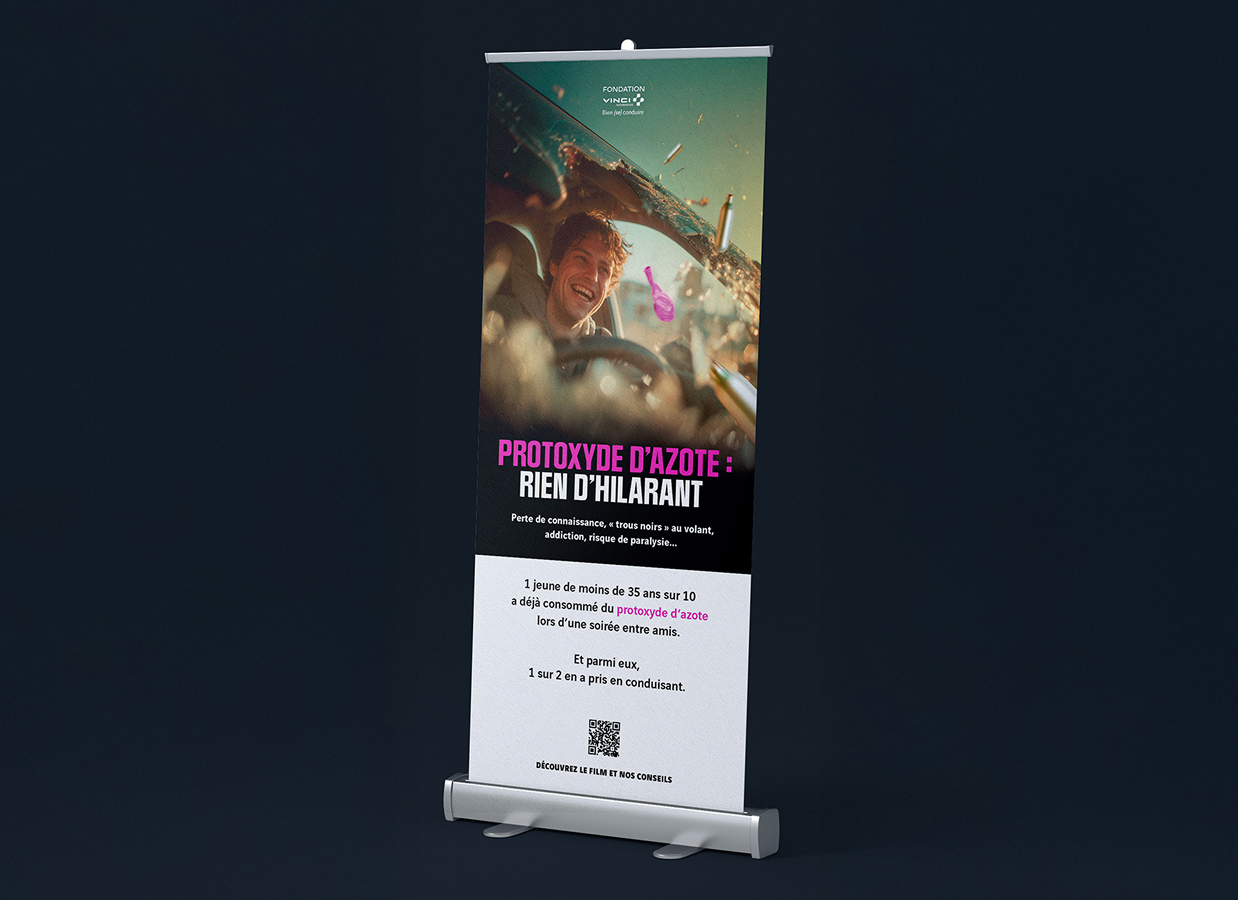 Projet de kakémono Protoxyde d'azote réalisé pour Fondation VINCI Autoroutes – agence pub Paris